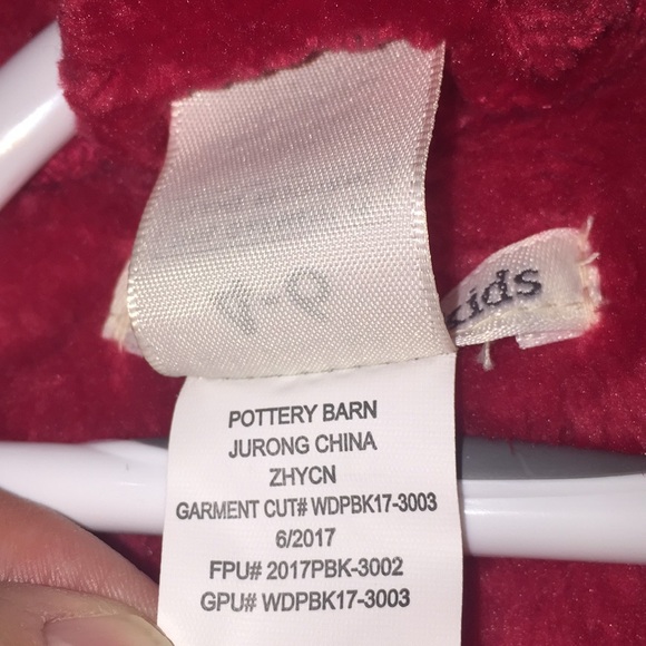 Pottery Barn Kids Robe Housecoat Children's Monogrammed Parker Size 4-6 Red - Picture 9 of 11
